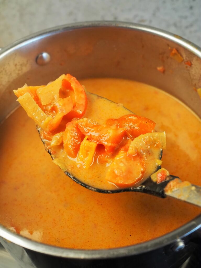 Afrykańska zupa z masłem orzechowym