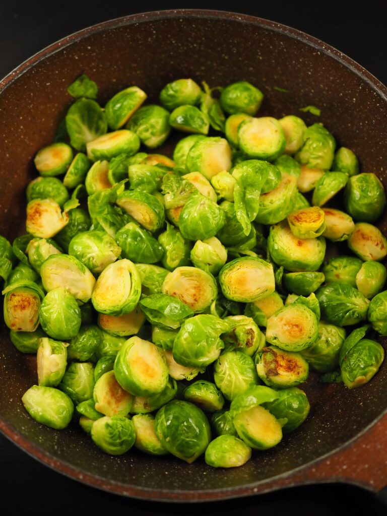 Kasza gryczana z brukselką i fasolą