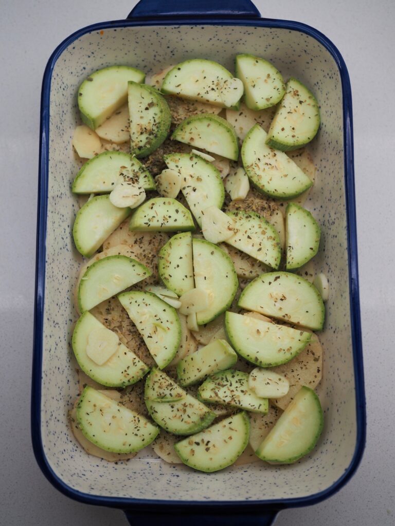 Grecka zapiekanka z tofu-fetą